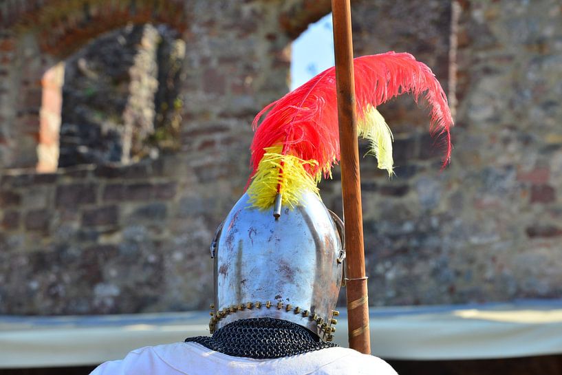 Kleurrijke ridderhelm van Ingo Laue