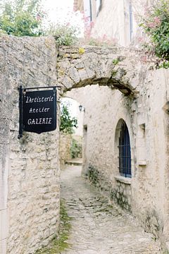 Atelier Gallery in France | Cute old little sand brick arch in the Provence travel photo art print by Milou van Ham