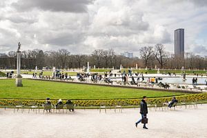 Eerste voorjaarsdag in Jardin du Luxembourg, Parijs