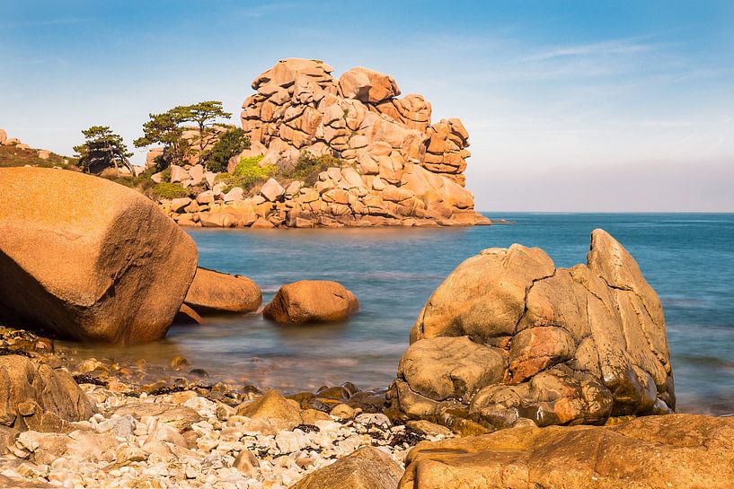 Atlantic ocean coast in Brittany van Rico Ködder