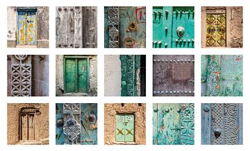 Collage de vieilles portes à Oman. sur Ron van der Stappen