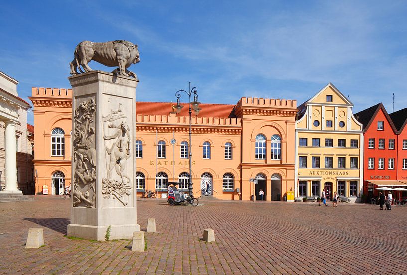 Marketplace with Lion Monument and Old Town Hall and Historic Gable House Auction House , Schwerin,  by Torsten Krüger