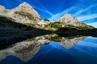 Reflektion im Drachensee in Österreich Tirol Ehrwald. Mit Coburger Hütte und Sonnenspitze, vorderer  von Daniel Pahmeier Miniaturansicht