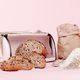 stilleven Brood van Ton Bosman