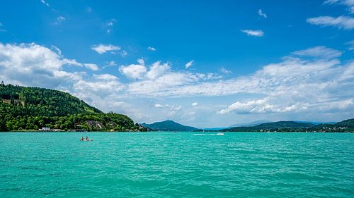 Uitzicht over de Woerthersee