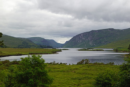 Glenveagh National Park ligt in County Donegal, Ierland.