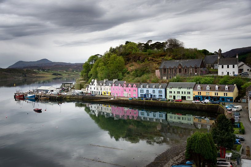 Maisons colorées à Portree sur Skye par iPics Photography
