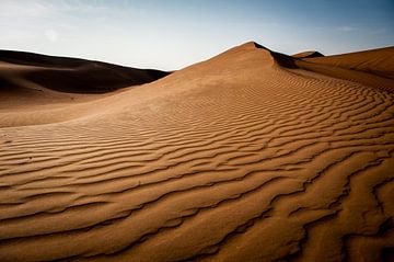 Oman desert by Roel Beurskens