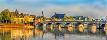  St.Servaos Brögk - Sint Servaasbrug Maastricht in der Morgensonne