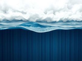 Das Flüstern der Umarmung des Ozeans unter einem wolkengeküssten Himmel von Artistic