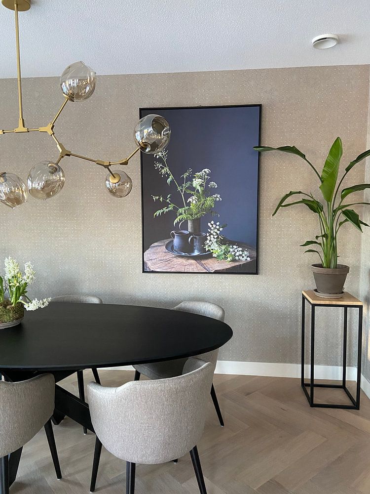 Stilleven met fluitenkruit en tin op hout [verticaal] (gezien bij vtwonen)  van Affect Fotografie 