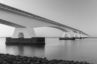 Coucher de soleil sur le pont Sandwich Noir Blanc