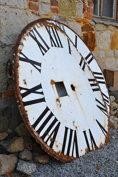 Dials of an old clock by Heiko Kueverling