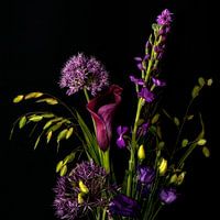boeket met paarse bloemen