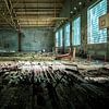 Verlassene Sporthalle in Tschernobyl. von Roman Robroek – Fotos verlassener Gebäude