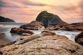 Kalaloch Beach Sunset by Kevin Gysenbergs