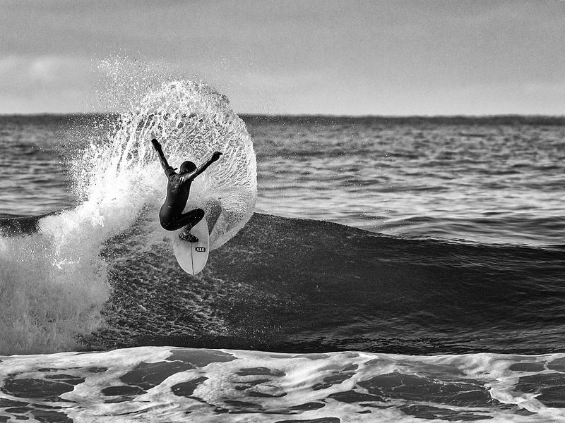 Golf surfing by Esther Bakker-van Aalderen