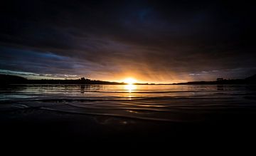 Zonsondergang over het Kai Iwi Meer van WvH