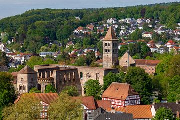 De stad Bad Hersfeld in Hessen van Roland Brack