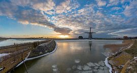 Winter on Texel - Molen het Noorden by Richard Heerschap Fotografie