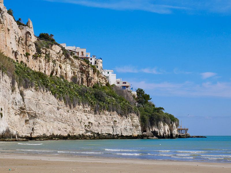 Blick auf das historische Zentrum von Viëste in Italien von Judith van Wijk