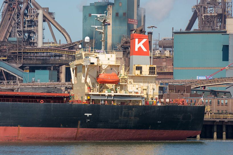 Schepen in de haven IJmuiden van scheepskijkerhavenfotografie