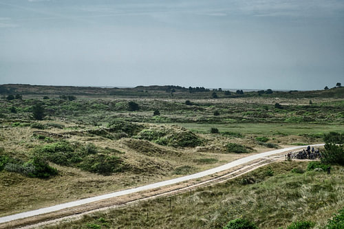 Fietspad door de duinen van Vlieland – rust, ruimte en eilandgevoel van Elianne van Turennout