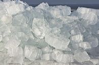 Kruiend ijs van Johan Kalthof thumbnail
