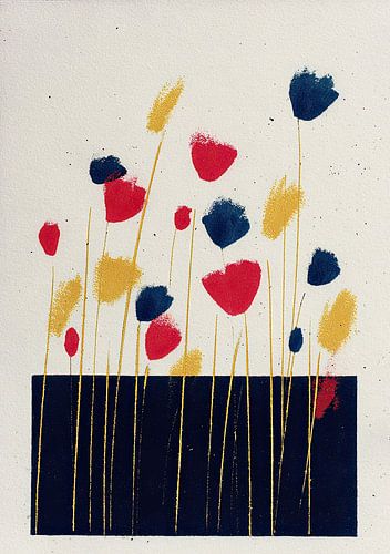 Abstraktes Blumenfeld in Blau und Rot von Niklas Maximilian