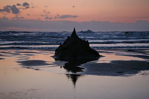 Sunset with St. Mont Michel sand sculpture