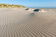Sand structures at the beach by Beschermingswerk voor aan uw muur thumbnail