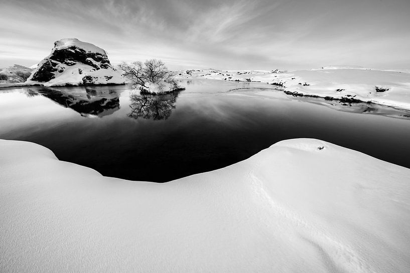 Winter photo of Lake Mývatn (Iceland) by Martijn Smeets