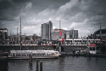 Traditionele huizen en bruggen in Amsterdam