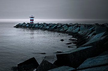 Leuchtturm Hafen Scheveningen..... von Wim Schuurmans