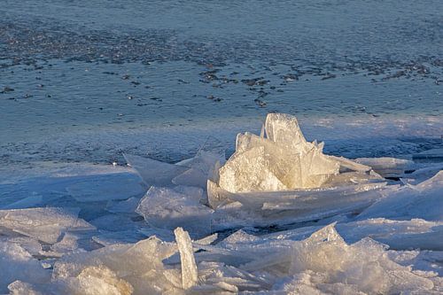 Ice floes in the IJsselmeer