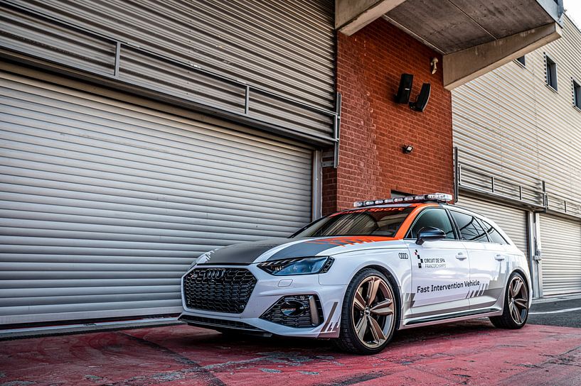 Audi RS4 Intervention Car Spa von Bas Fransen