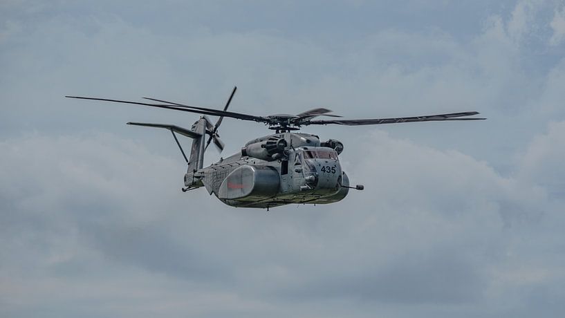 Sikorsky MH-53E Sea Dragon de la marine américaine. par Jaap van den Berg