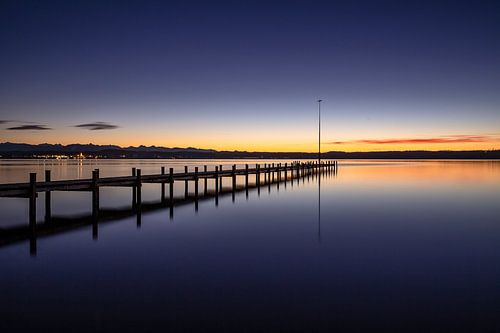 Zonsondergang bij Starnberger See in Beieren
