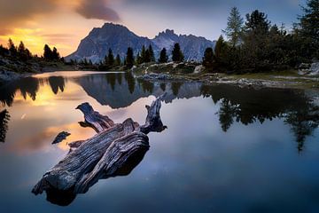Mountain lake in the Alps in atmospheric evening light