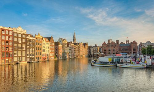 Amsterdam Damrak in the evening sun
