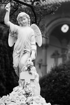 Angel in black and white by Raoul Suermondt