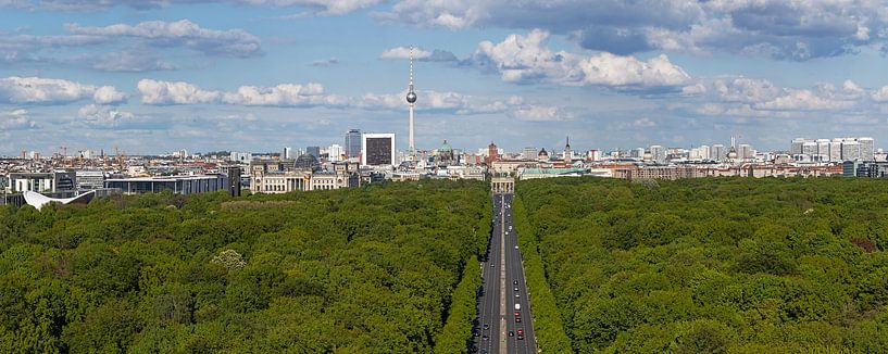 Berlin 360° in 10 Panoramen - Panorama 1: City Ost mit Brandenburger Tor und Fernsehturm von Frank Herrmann
