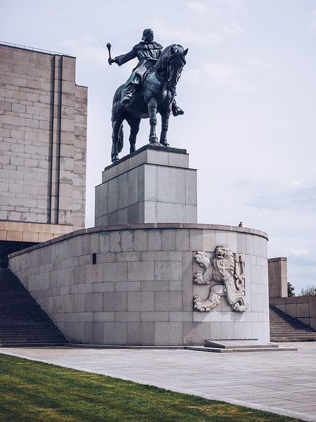 Praag - Nationaal Monument bij Veitsberg / Jan-Žižka Standbeeld van Alexander Voss