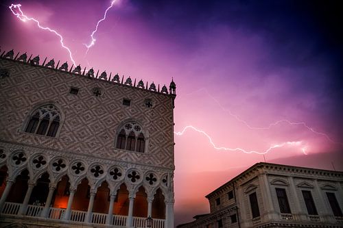 VENISE Orage au-dessus du Plâtre des Doges