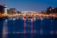 Magere Brug, Amsterdam bij avond van John Verbruggen thumbnail