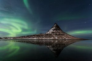 Kirkjufellsfoss Iceland von Luc Buthker