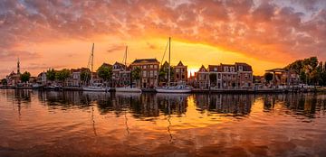 Panoramic sunset in Alkmaar van Costas Ganasos