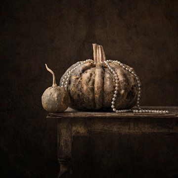 Pumpkin with pearls