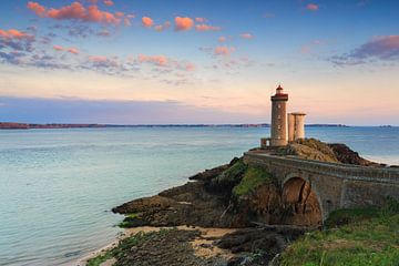 Lighthouse;Phare du Petit Minou" by Frank Herrmann