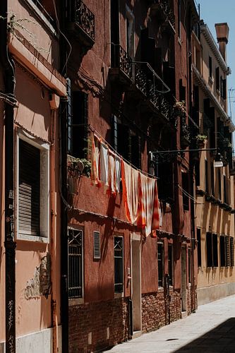Séchage du linge dans les rues de Venise, Italie